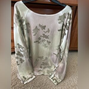 NWOT TPARTY BOATNECK SWEATER